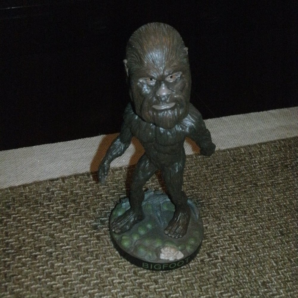 Vintage 2014 BIGFOOT Royal Bobbles Limited Edition Sasquatch Yeti Bobblehead 9"
